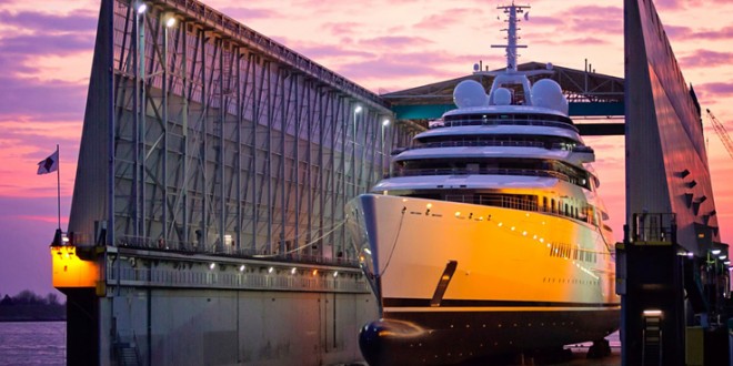yacht azzam